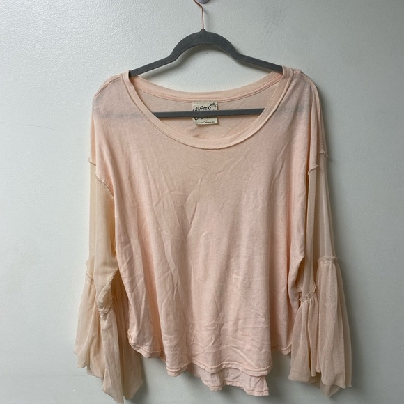 Free People Still Got It Mesh Sleeve Tee Blush Size Extra Small - Picture 2 of 8